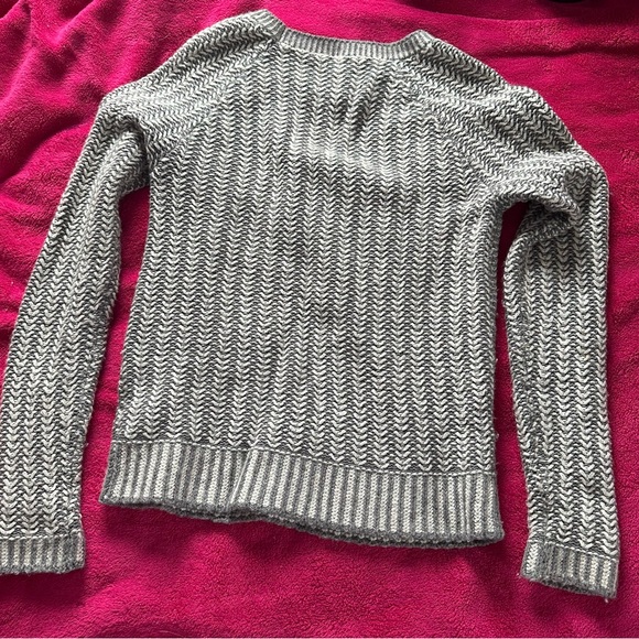 💙🩷Eddie Bauer wool blend sweater - Picture 4 of 4